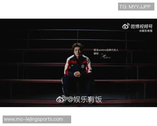 鹿晗亲自推荐的足球鞋款式解析助你提升球场表现与时尚感